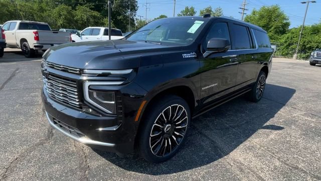 New 2026 Chevrolet Suburban High Country AWD/4WD image 6