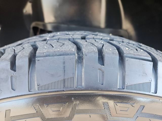 Used 2013 GMC Sierra 2500 SLE w/ SLE Preferred Package image 27