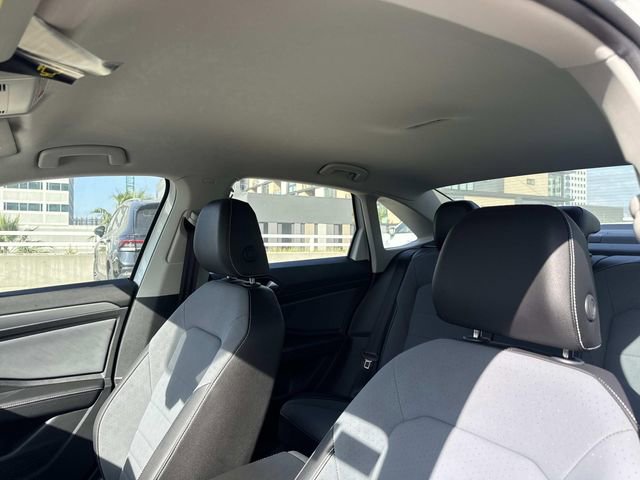 New 2025 Volkswagen Jetta SE image 15
