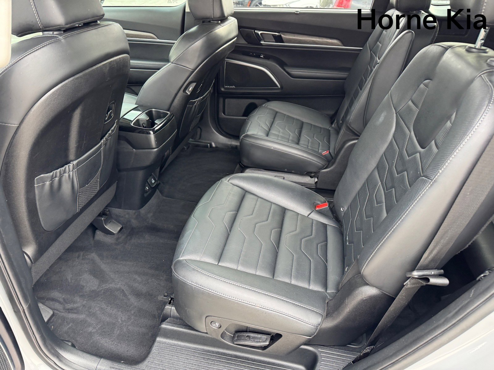 Used 2021 Kia Telluride SX w/ SX Prestige Package image 12