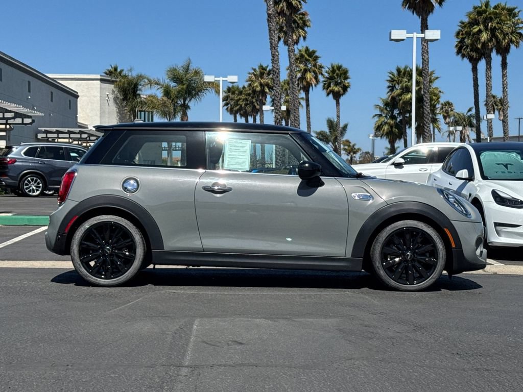 Used 2021 MINI Cooper S FWD image 3