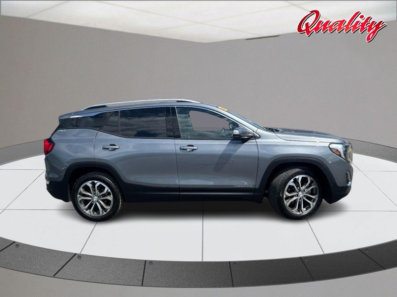 Used 2019 GMC Terrain SLT w/ Preferred Package FWD image 2