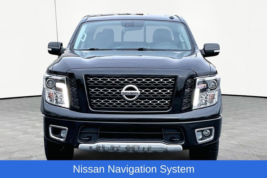Used 2019 Nissan Titan PRO-4X image 3