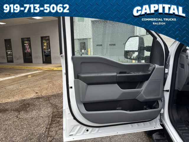 New 2026 Ford F350 XL w/ XL Chrome Package image 21
