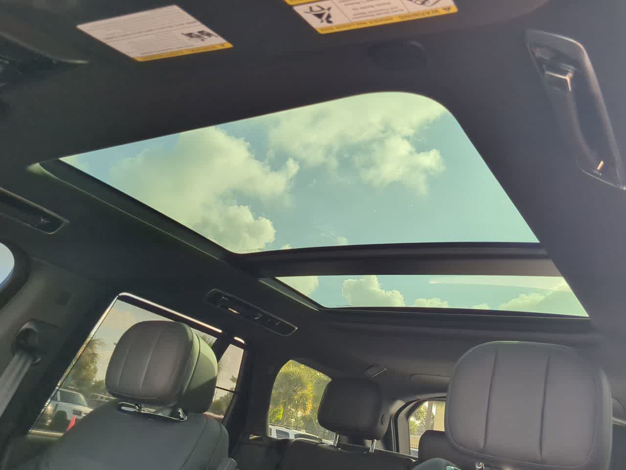 Certified 2023 Land Rover Range Rover SE AWD/4WD image 20