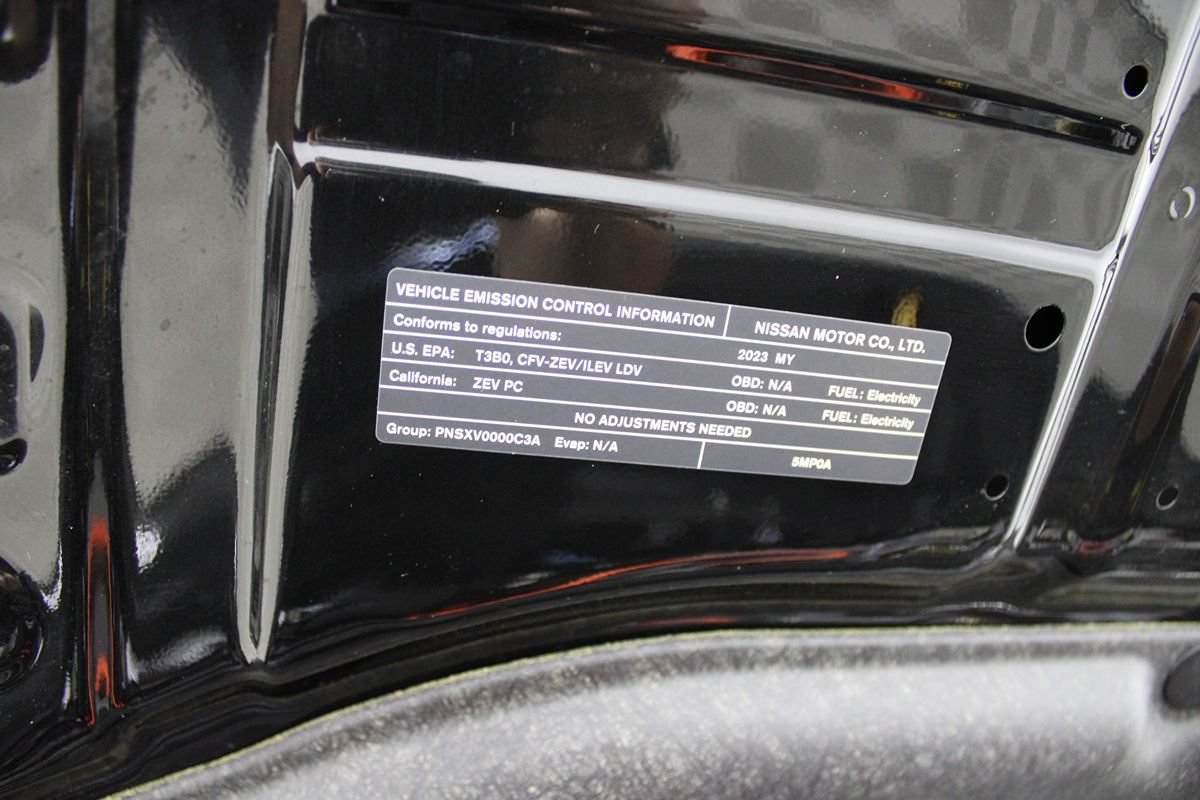 Used 2023 Nissan Ariya FWD image 32