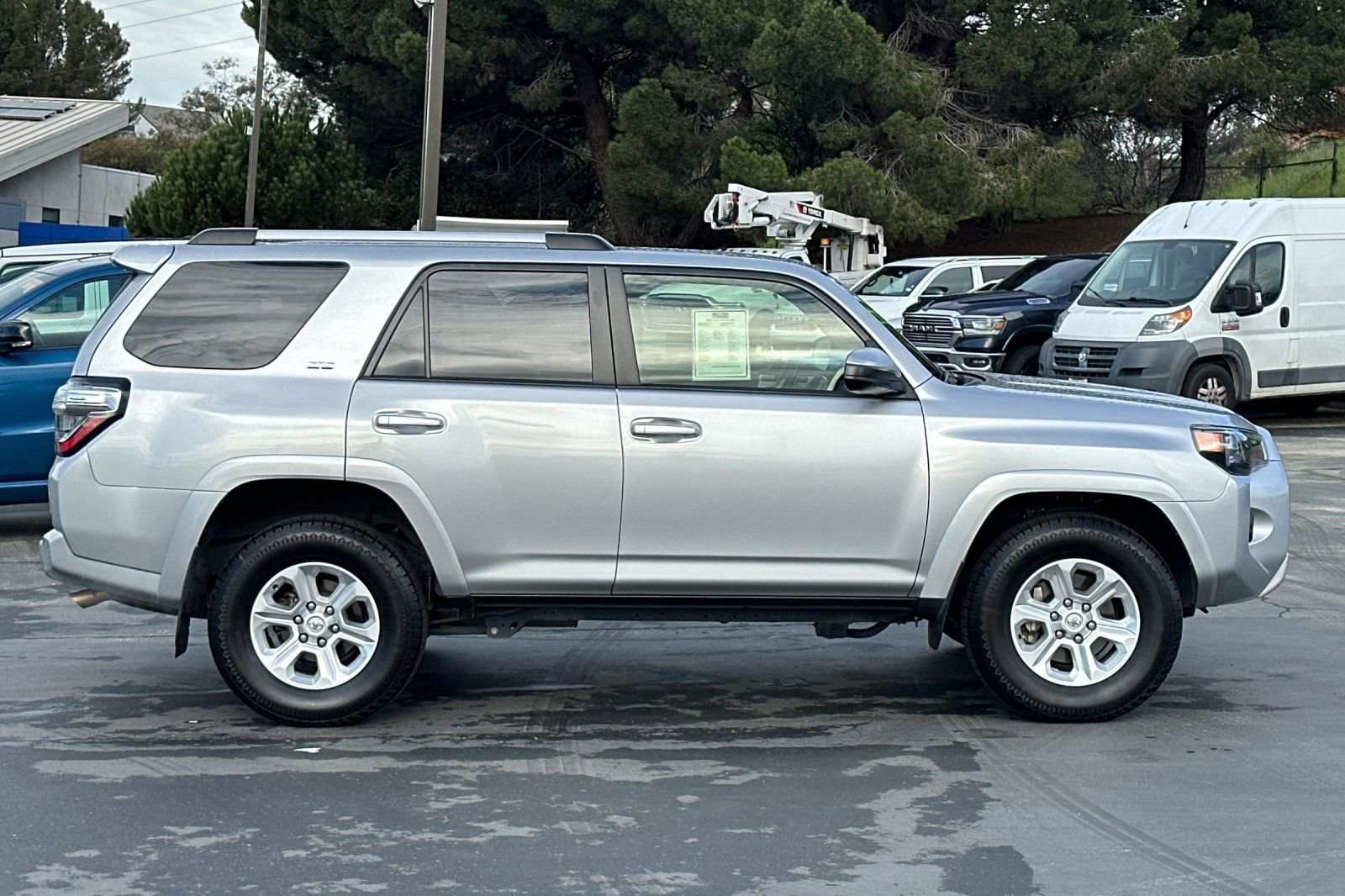 Used 2023 Toyota 4Runner SR5 image 3