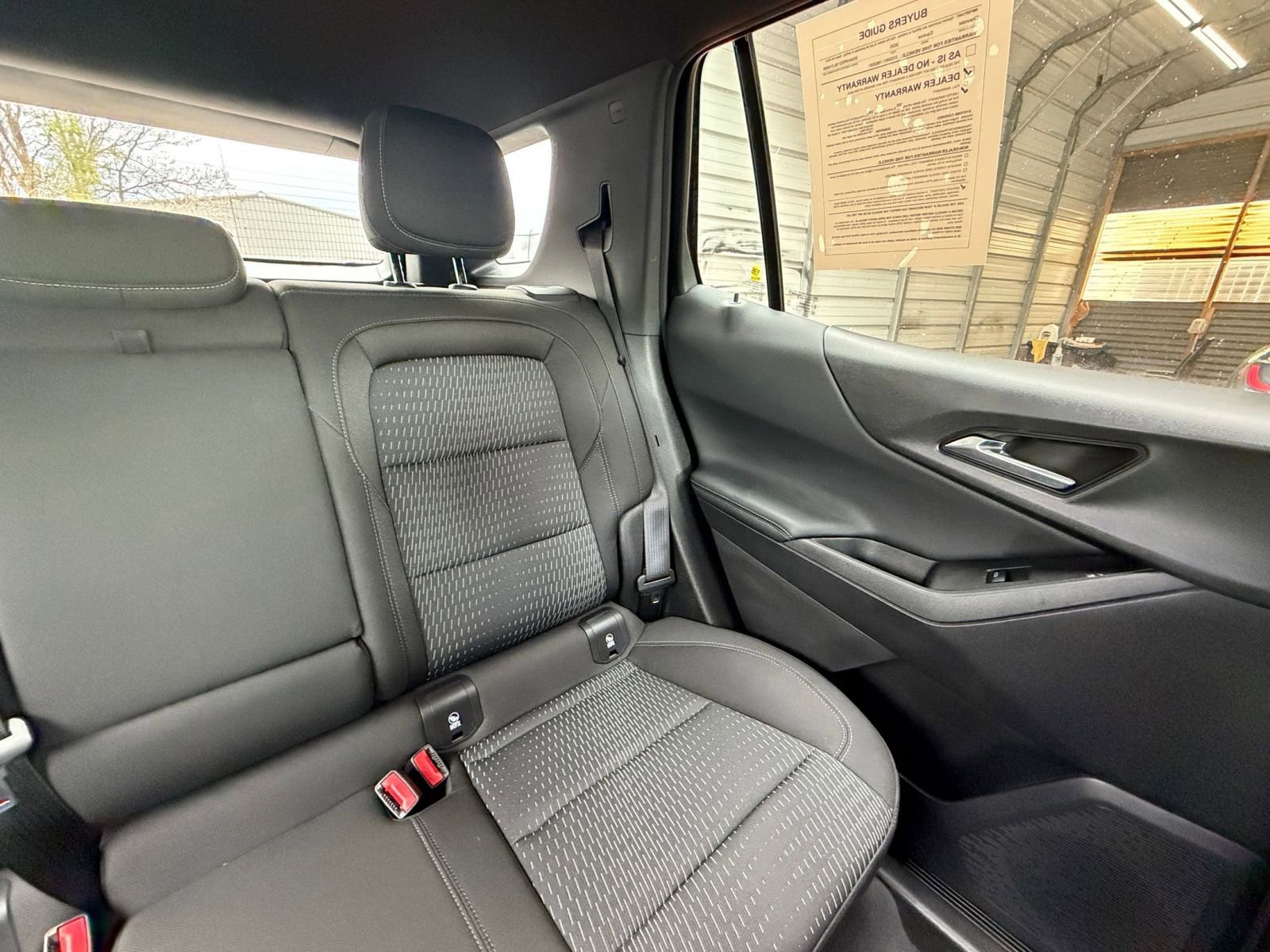 Used 2025 Chevrolet Equinox LT AWD/4WD image 36