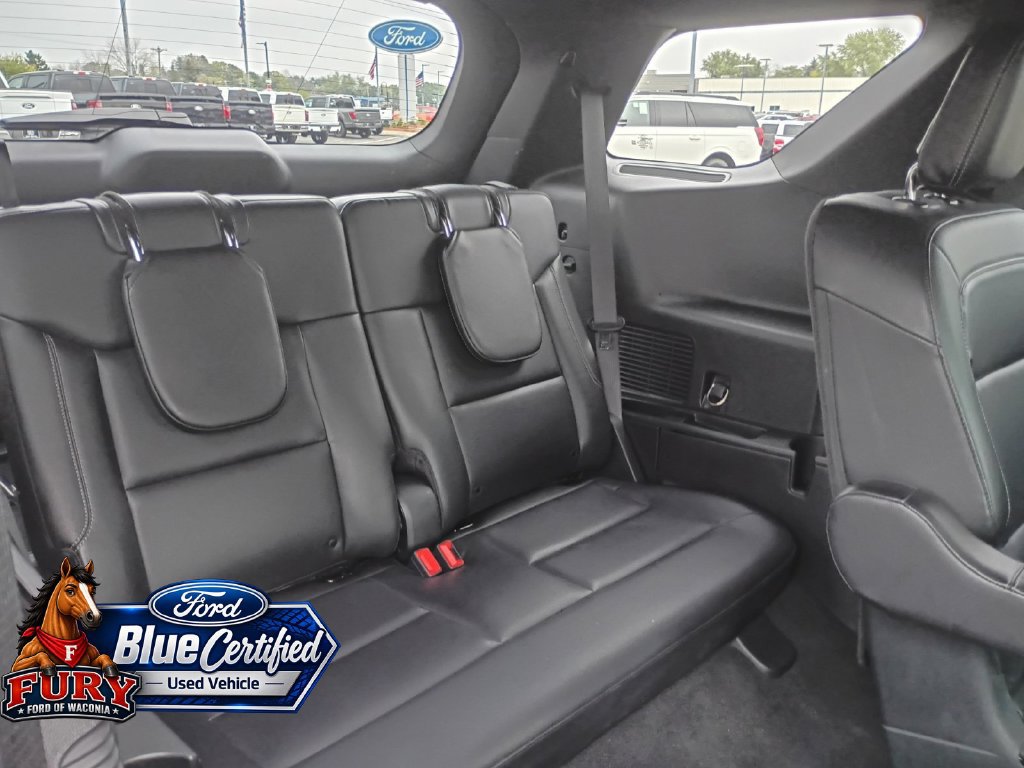 Used 2020 Ford Explorer XLT w/ Equipment Group 202A AWD/4WD image 23