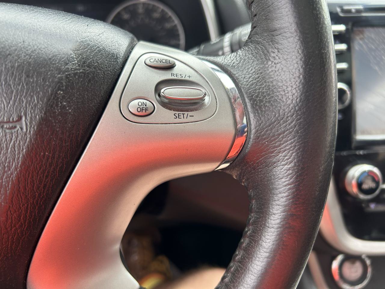 Used 2016 Nissan Murano SV FWD image 19