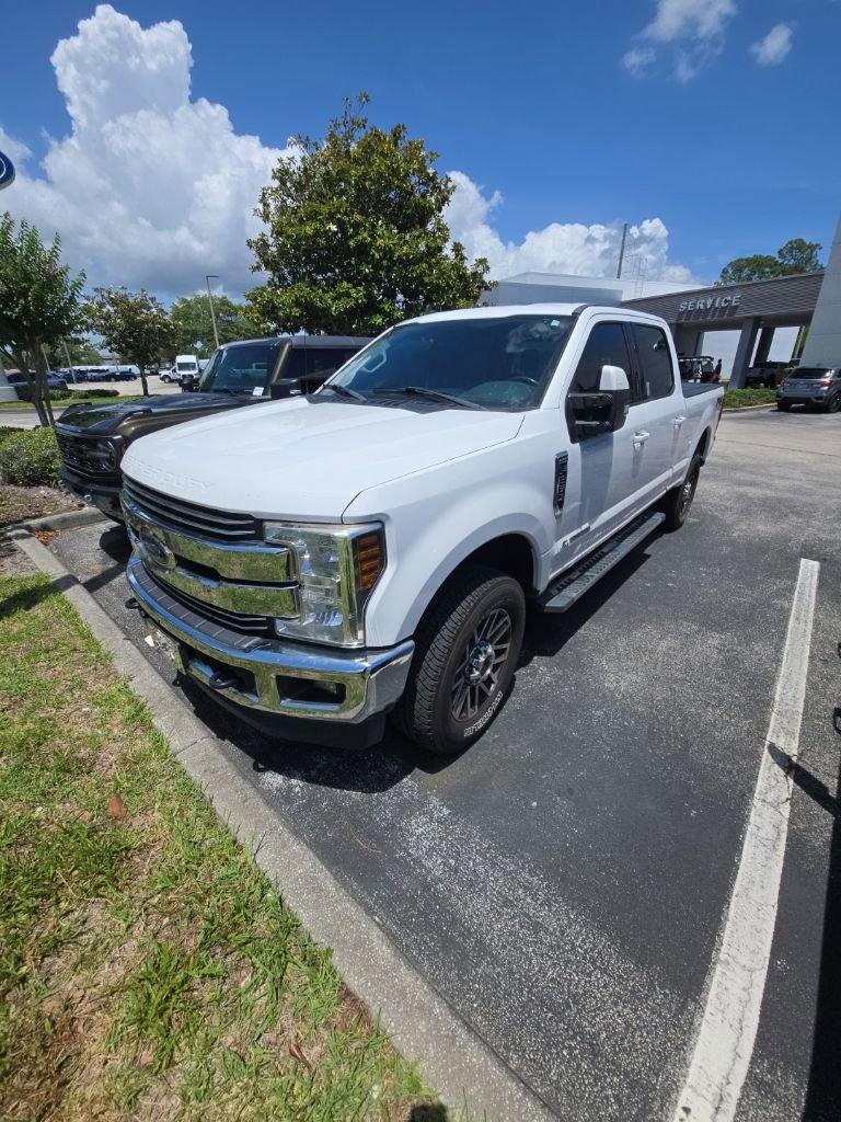 Used 2019 Ford F250 Lariat w/ Lariat Value Package AWD/4WD image 1