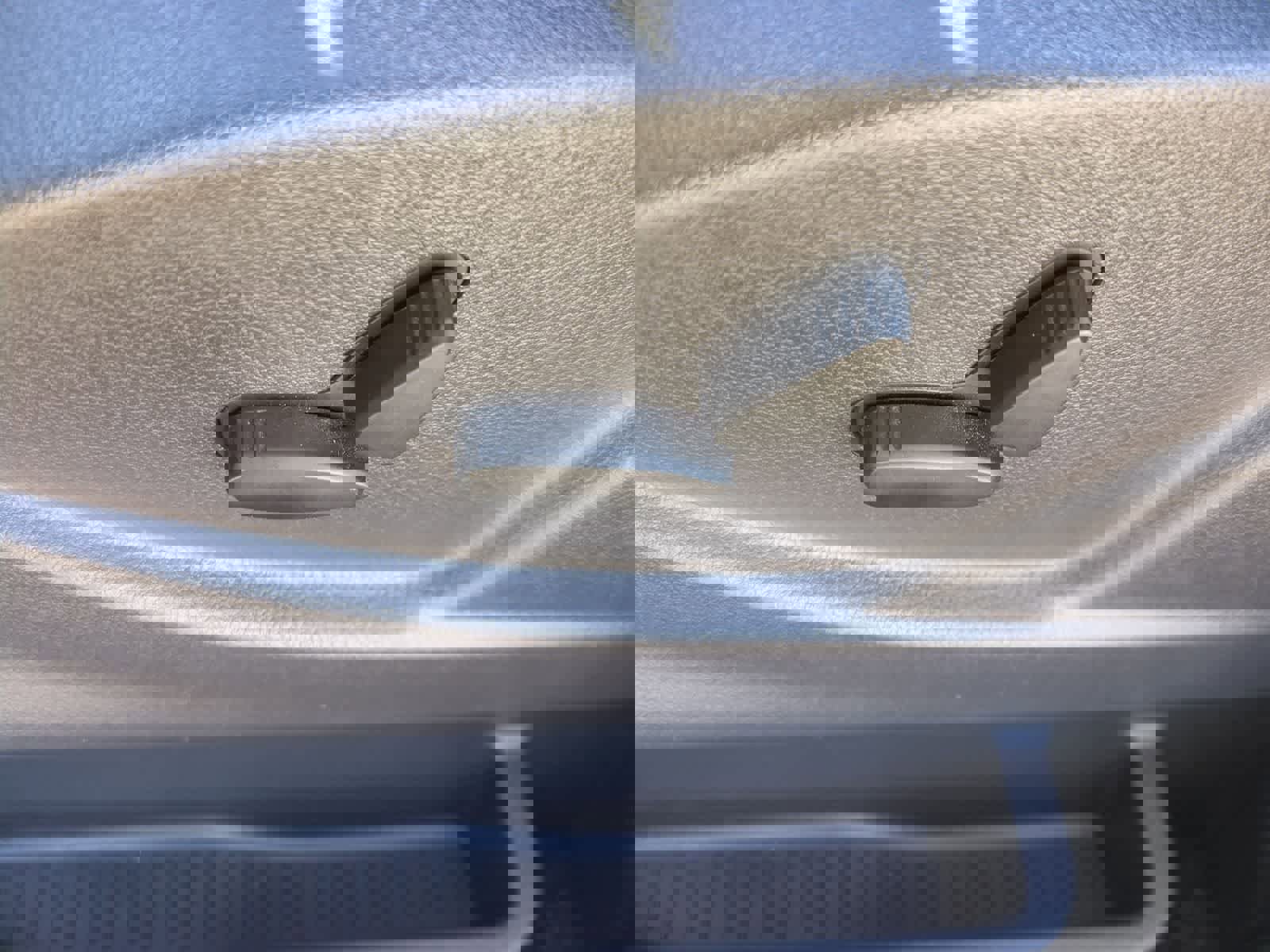 Used 2018 Ford Transit Connect XLT image 17