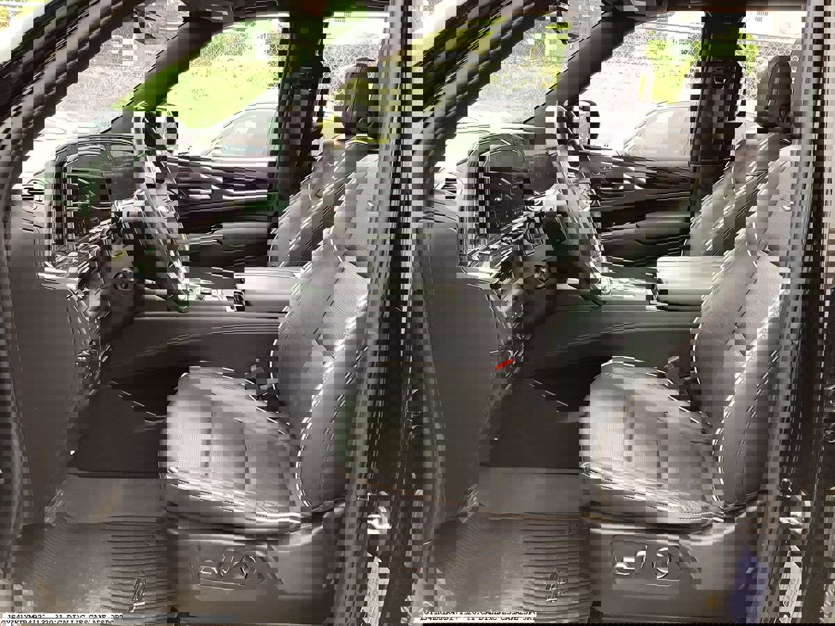 Used 2021 Cadillac Escalade Sport w/ LPO, Illumination Package image 10