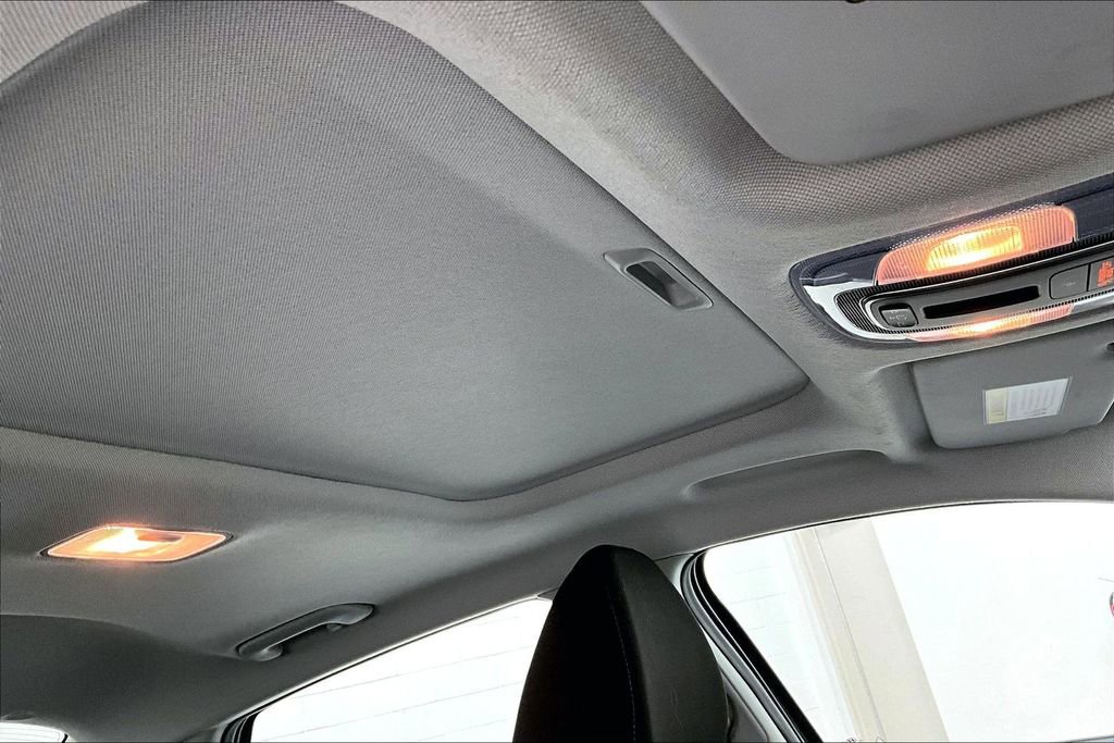 Certified 2025 Hyundai Elantra SEL image 20