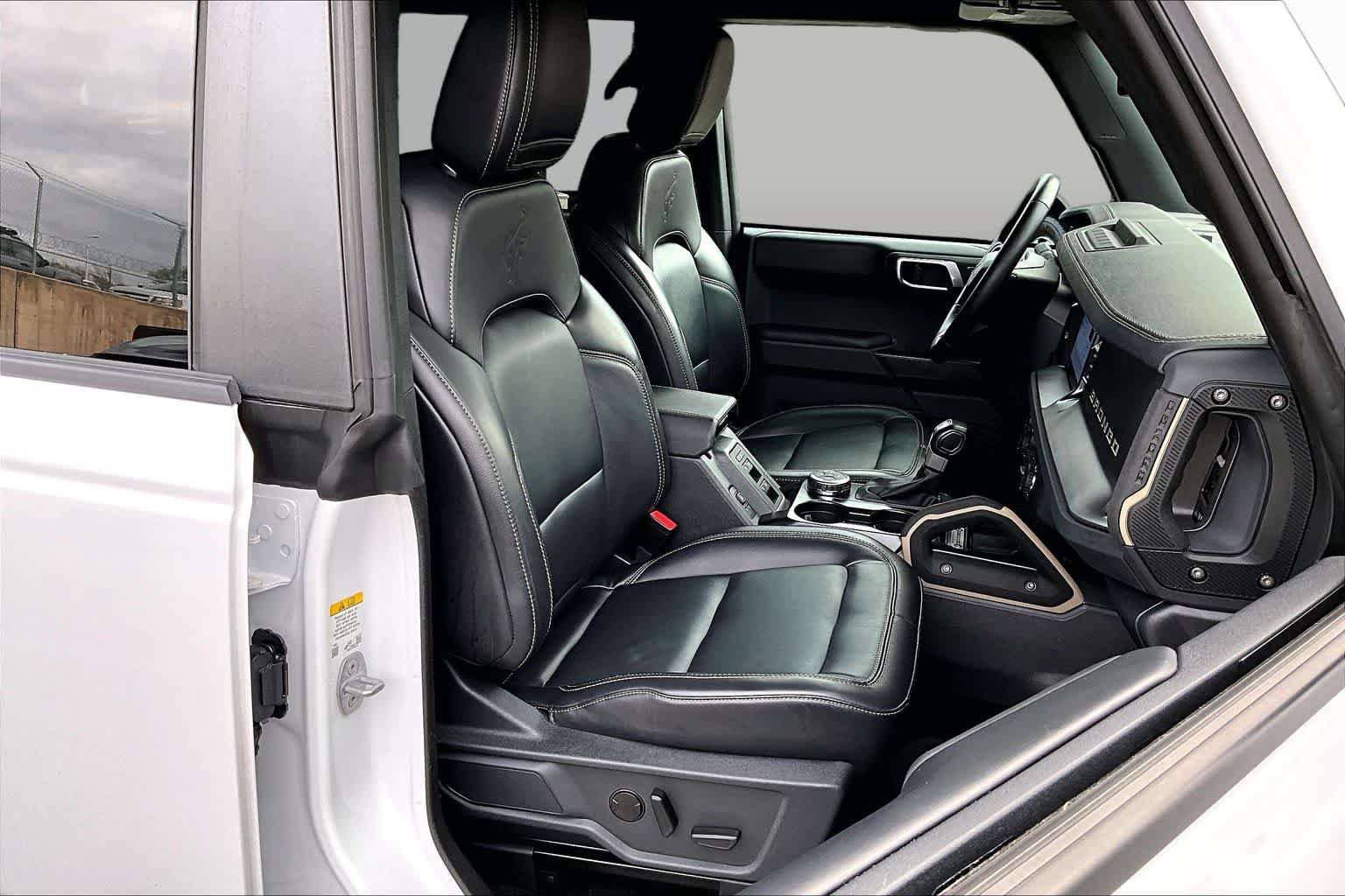 Used 2025 Ford Bronco Badlands AWD/4WD image 11