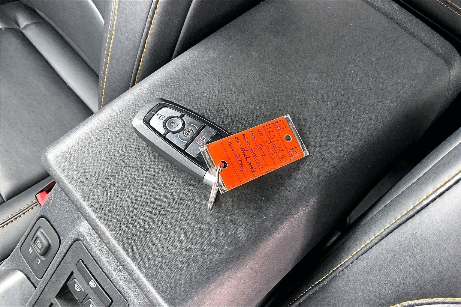 Used 2021 Ford Bronco Badlands image 12