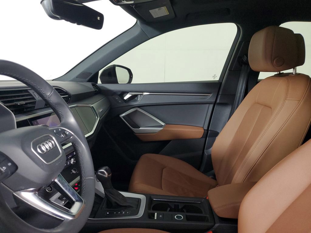 Used 2024 Audi Q3 2.0T Premium AWD/4WD image 22