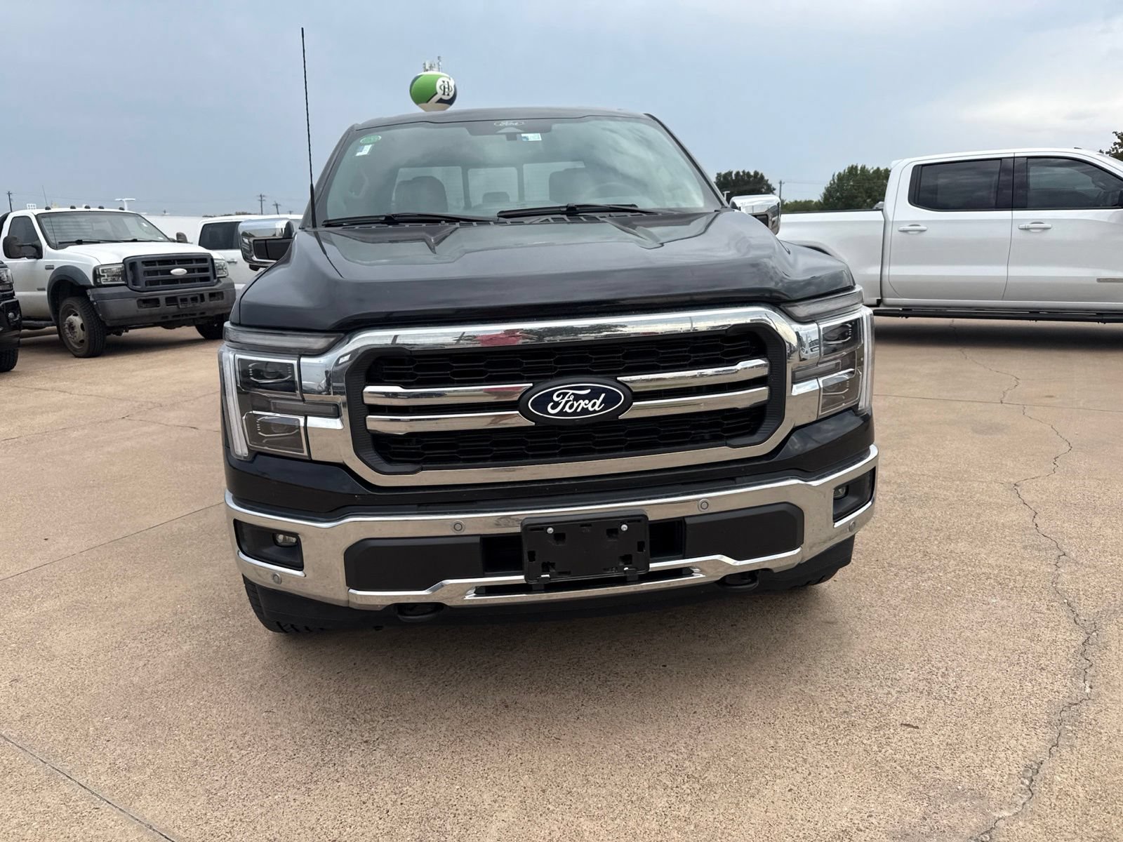Used 2025 Ford F150 Lariat w/ Equipment Group 501A Mid AWD/4WD video 2