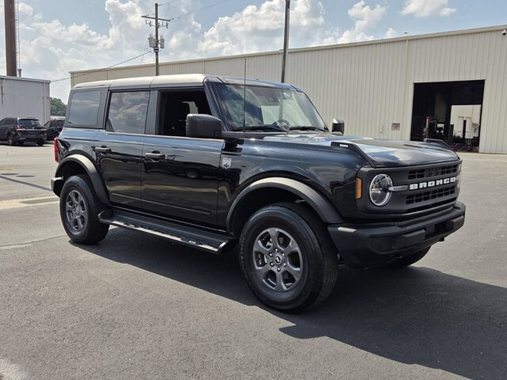 Used 2025 Ford Bronco Big Bend AWD/4WD image 3