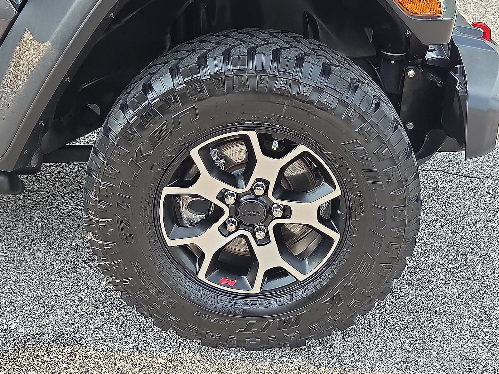 Used 2021 Jeep Wrangler Unlimited Rubicon AWD/4WD image 7