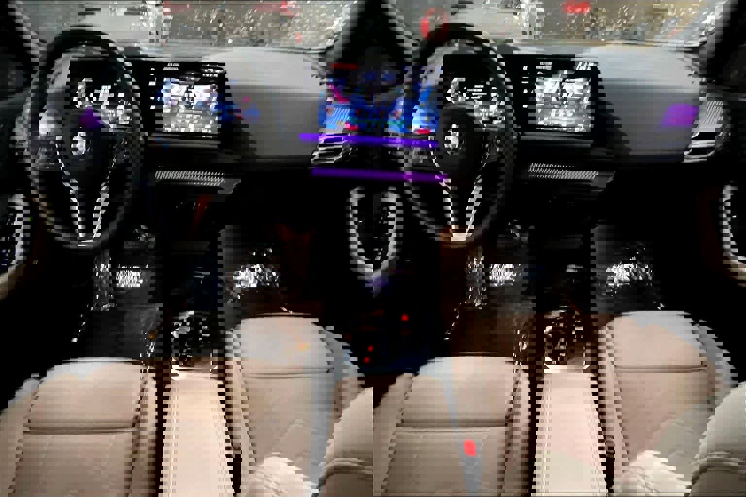 Used 2025 BMW 228i xDrive w/ Technology Package image 17