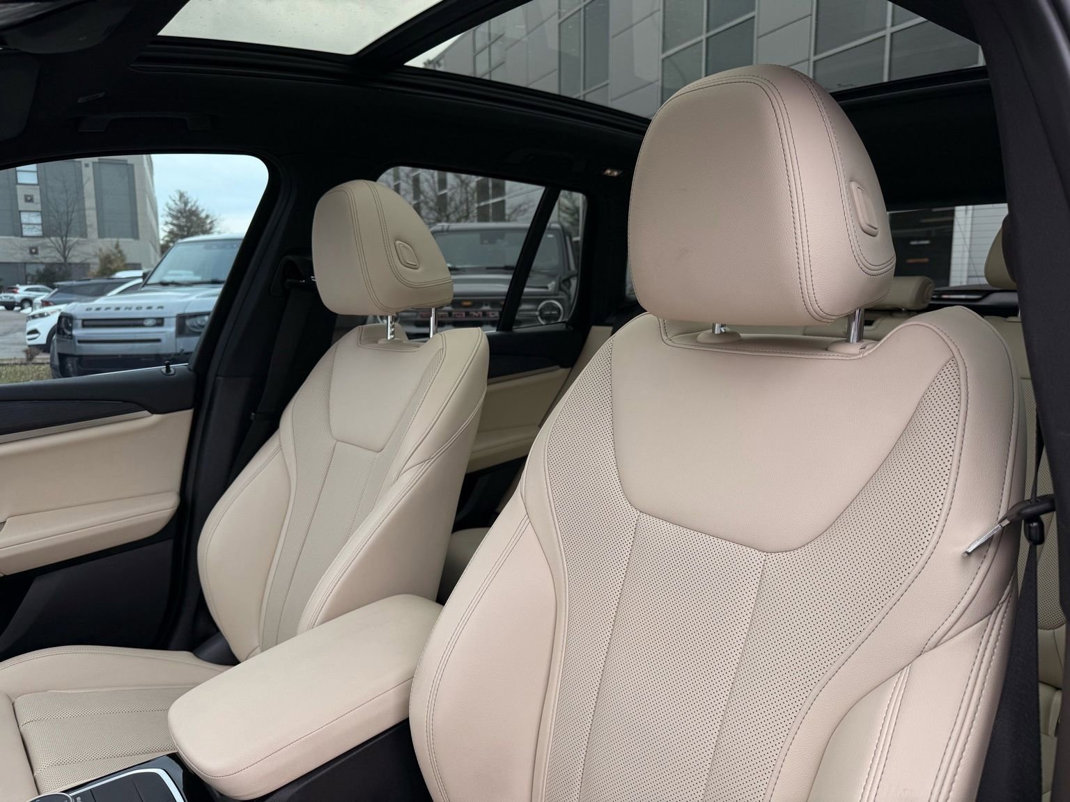 Used 2023 BMW X3 xDrive30i w/ Premium Package image 48