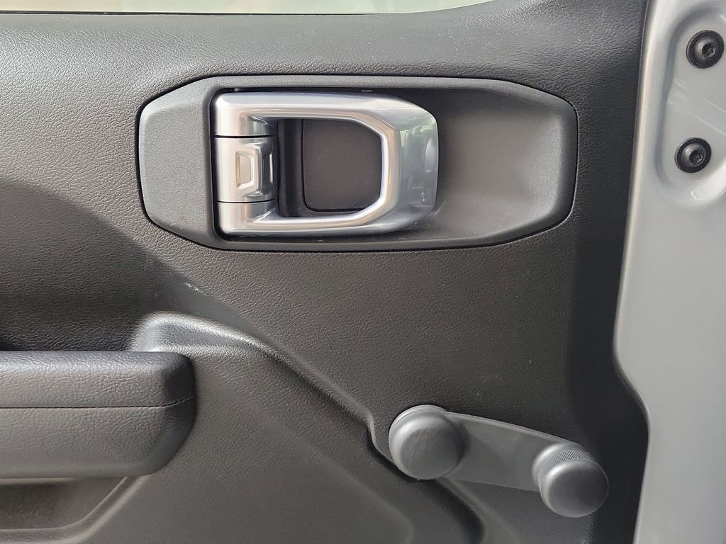 Used 2024 Jeep Wrangler Sport AWD/4WD image 19