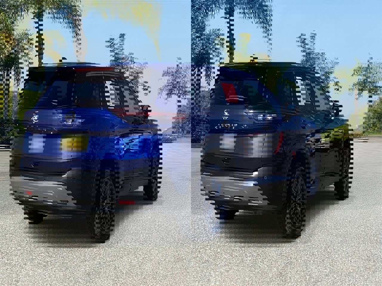 Certified 2023 Nissan Rogue S image 4