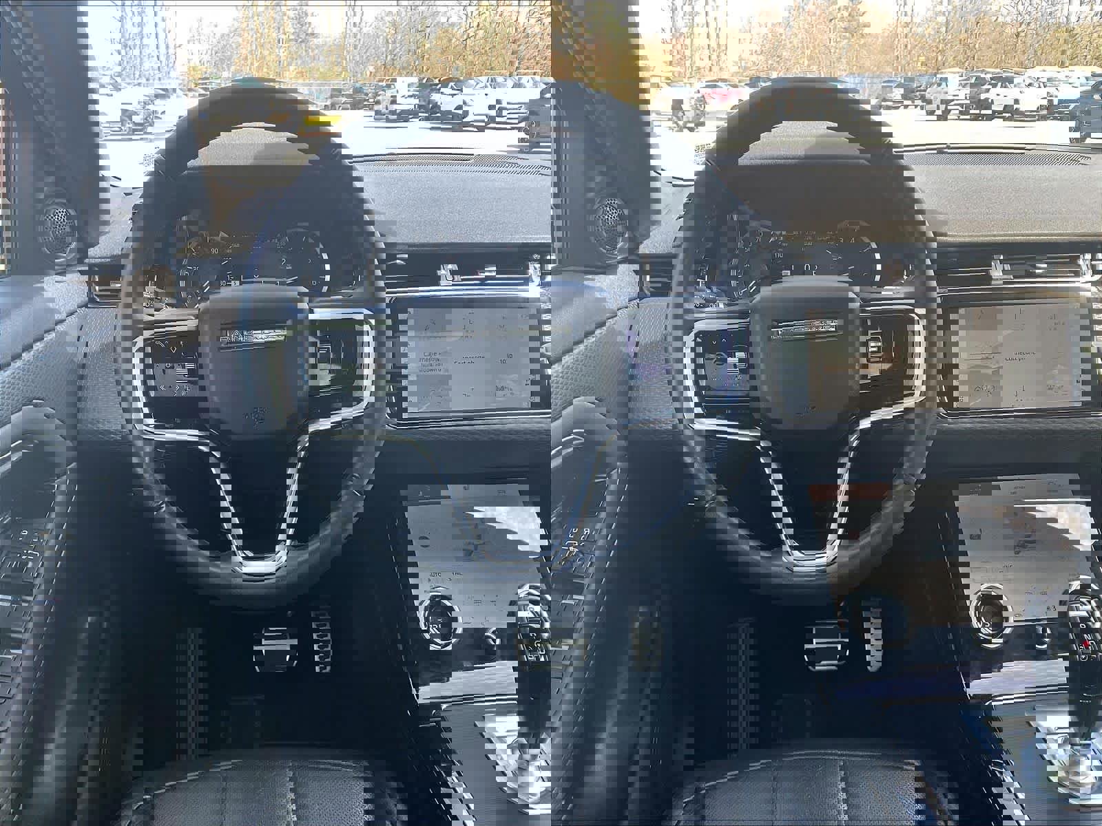 Used 2023 Land Rover Range Rover Evoque R-Dynamic S image 17