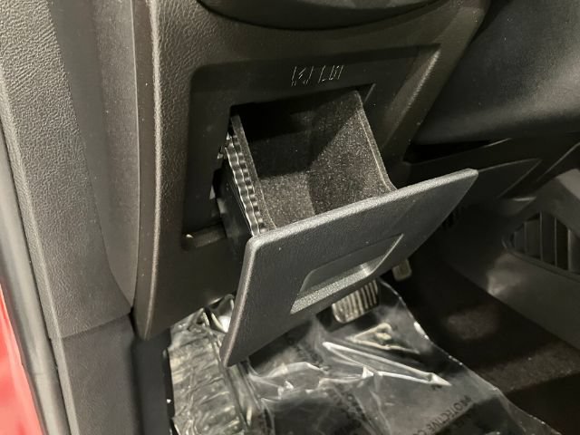 Used 2016 Ford Edge SEL w/ Equipment Group 201A AWD/4WD image 48