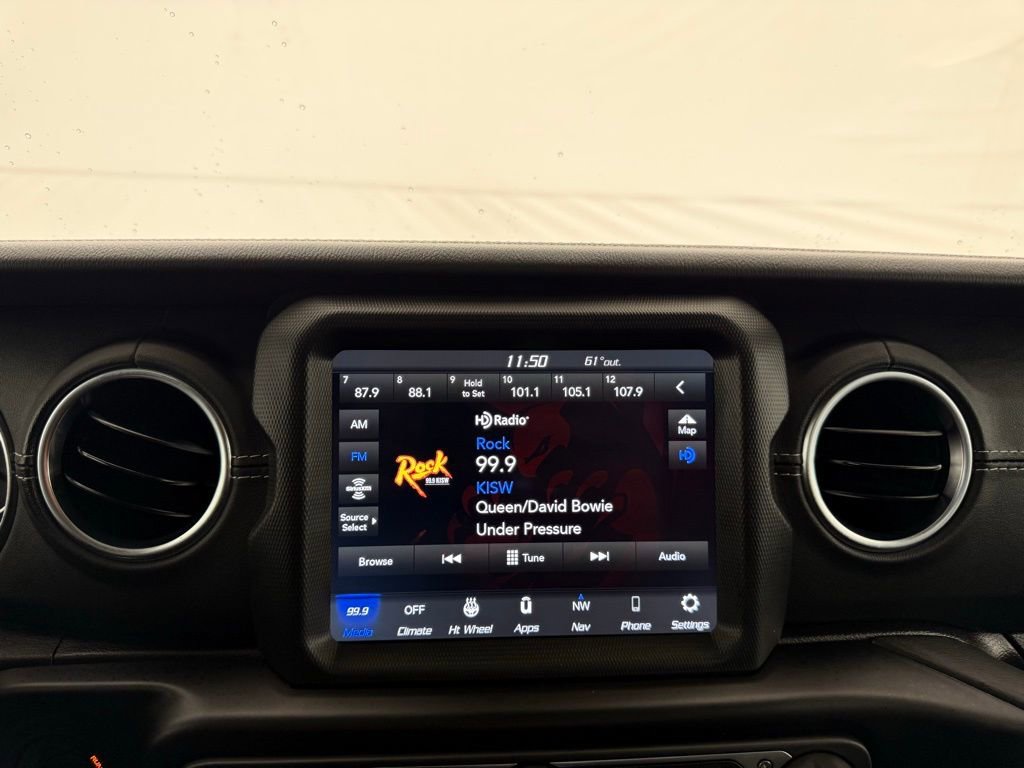 Used 2021 Jeep Gladiator Overland w/ Uconnect 4C Nav & Sound Group image 36