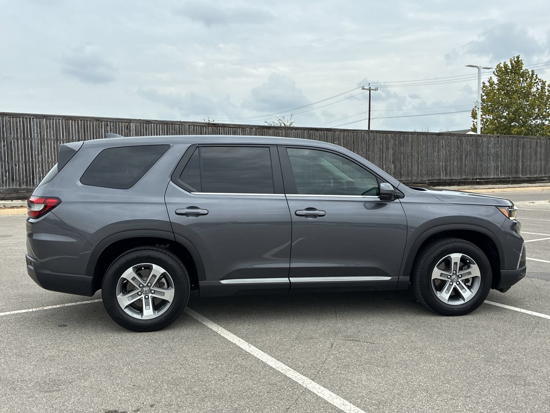 Certified 2025 Honda Pilot EX-L image 7