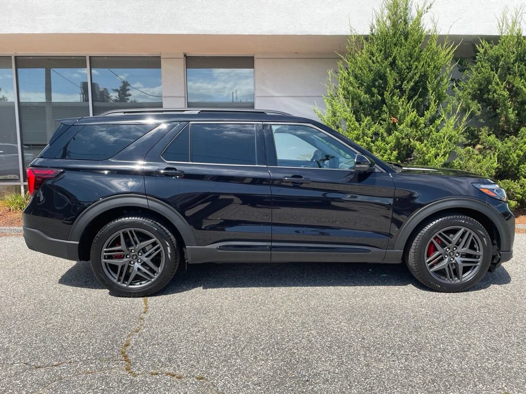 New 2026 Ford Explorer ST w/ Sun And Sound Package AWD/4WD image 6