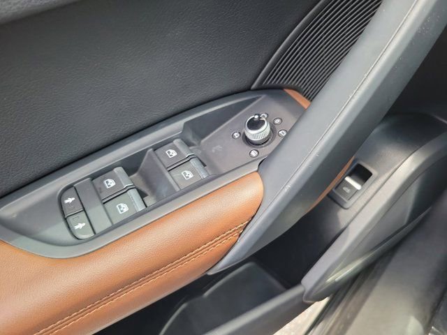 Used 2019 Audi Q5 2.0T Premium Plus w/ Premium Plus Package AWD/4WD image 19