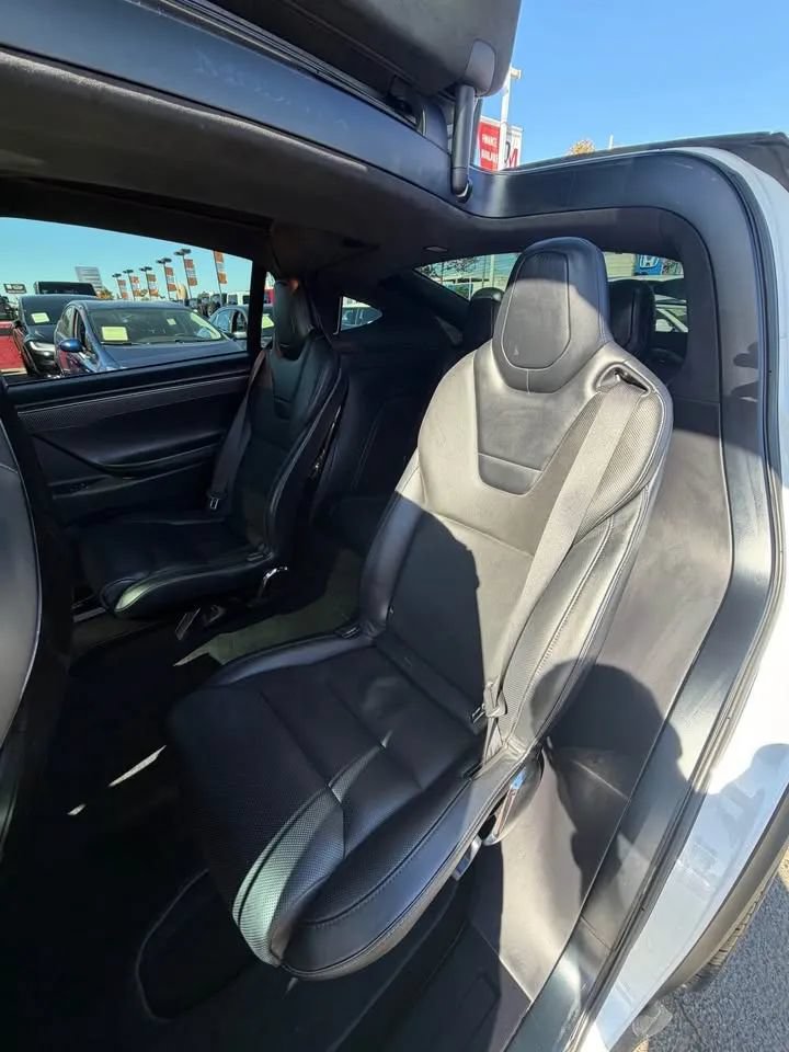 Used 2016 Tesla Model X Performance AWD/4WD image 7