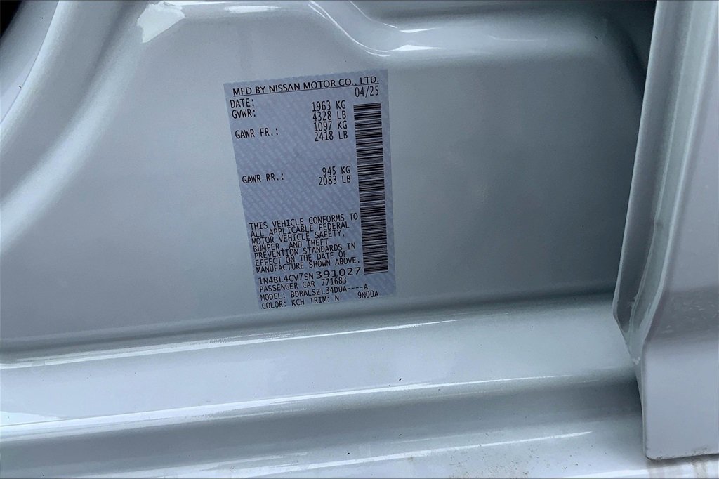 New 2025 Nissan Altima 2.5 SR image 13