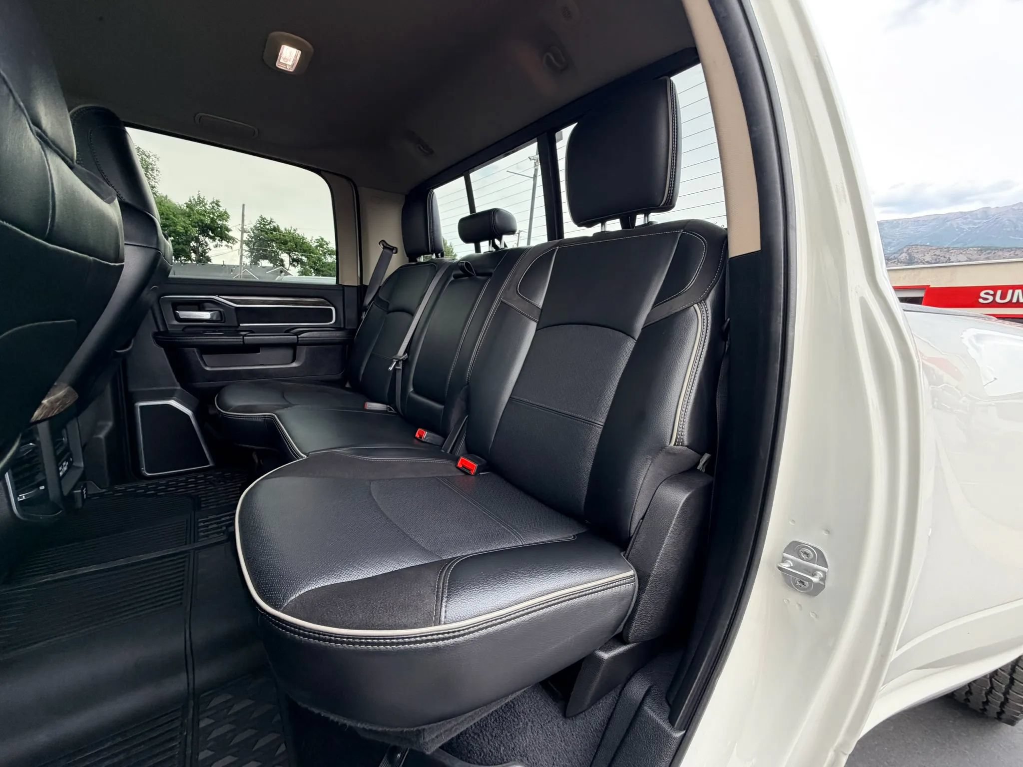 Used 2019 RAM 3500 Laramie AWD/4WD image 21