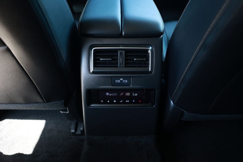 Used 2025 MAZDA CX-70 3.3 Turbo w/ Premium Package image 37