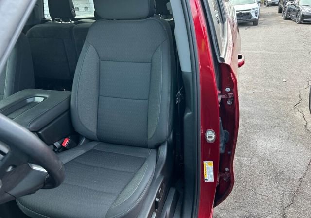 Used 2022 Chevrolet Silverado 1500 LT image 9