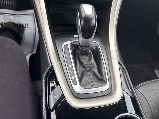 Used 2013 Ford Fusion SE FWD image 22