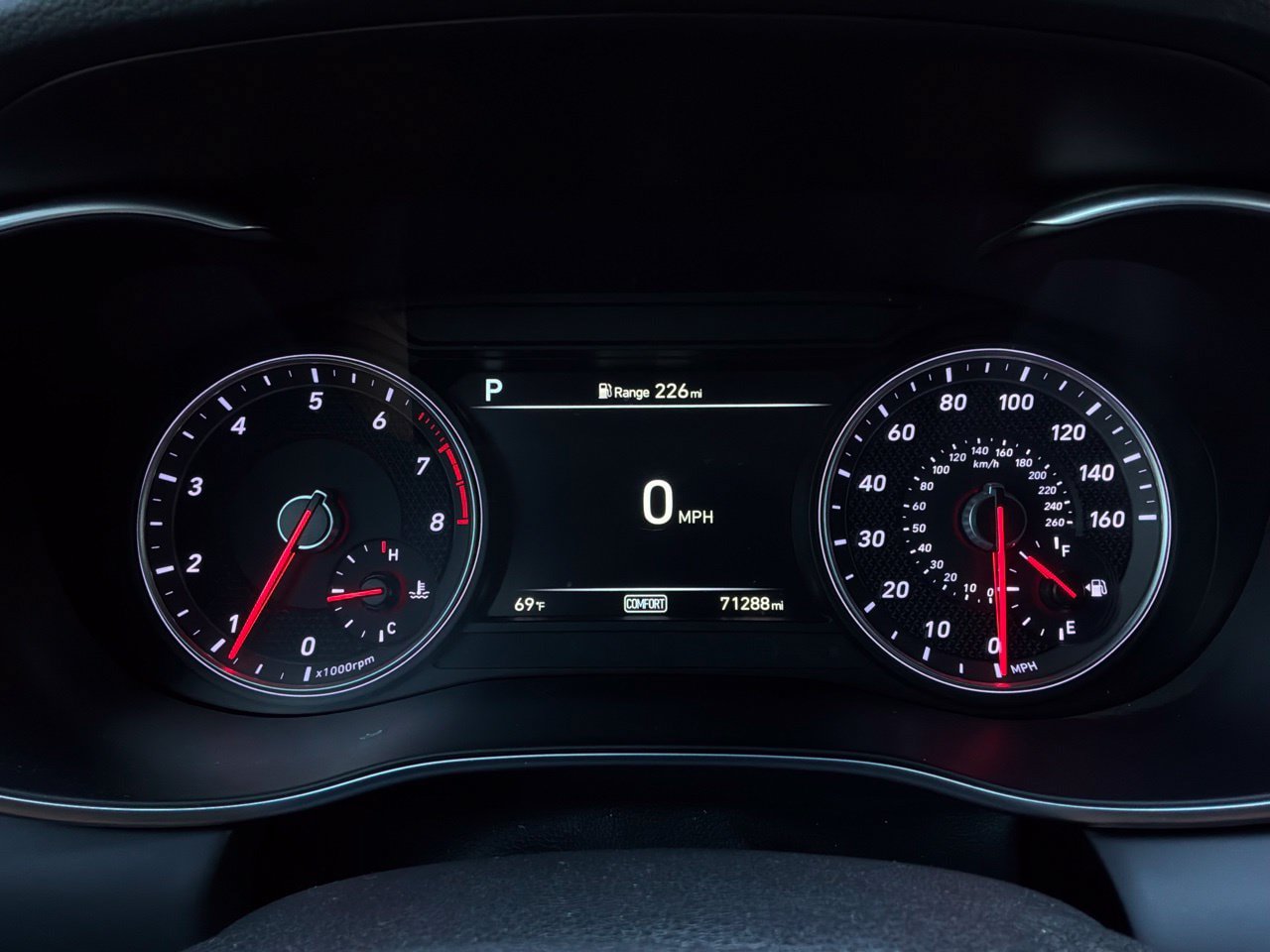 Used 2021 Genesis G70 2.0T RWD image 43