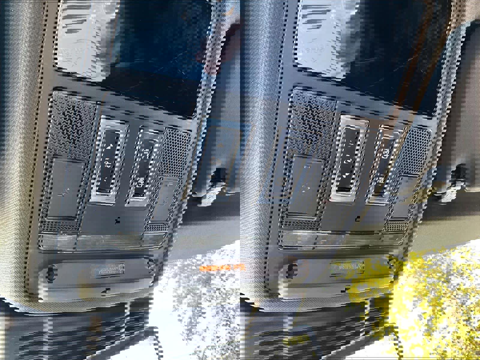 Used 2026 Land Rover Range Rover Evoque Dynamic SE image 36