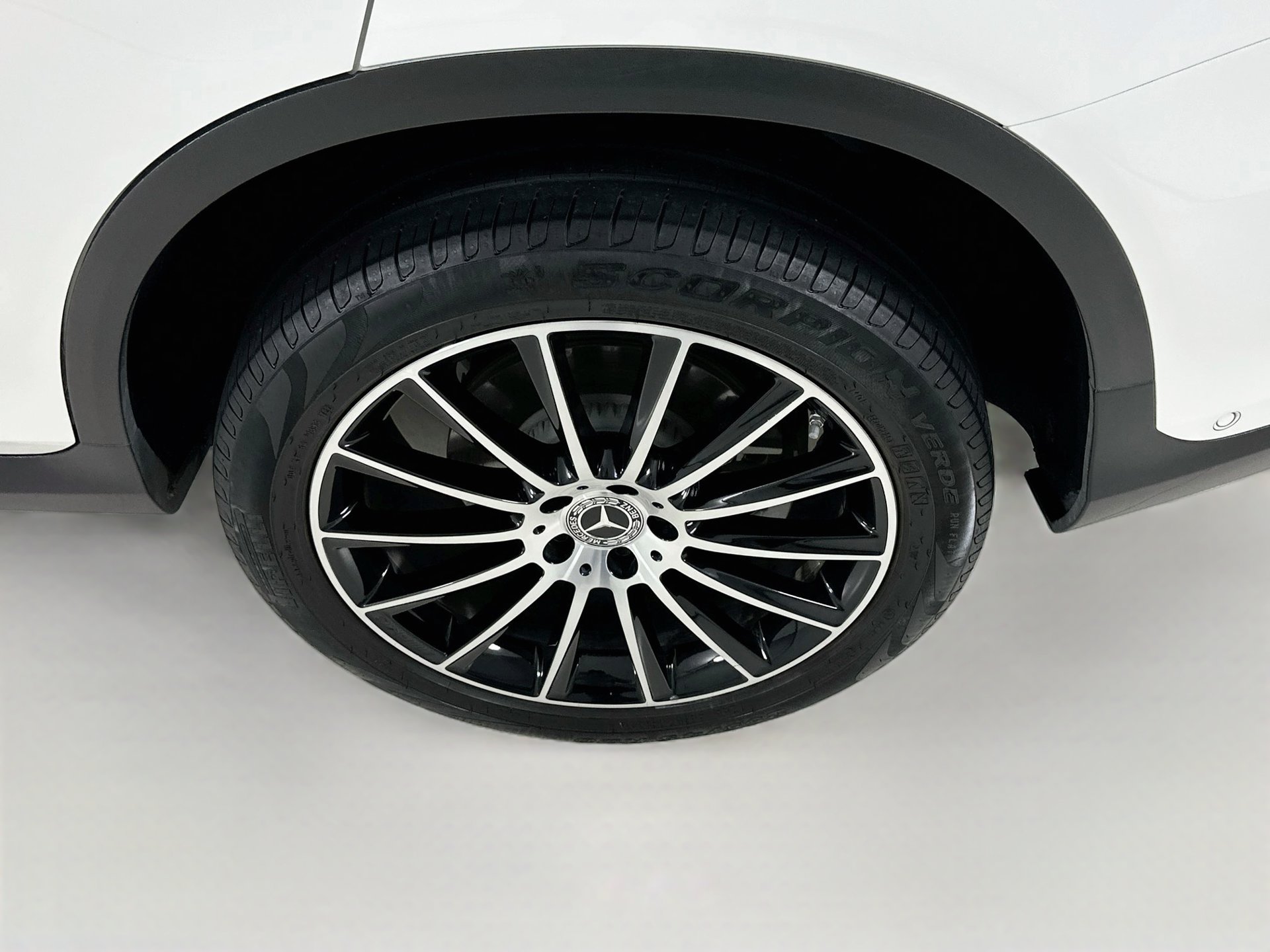 Used 2022 Mercedes-Benz GLC 300 image 34