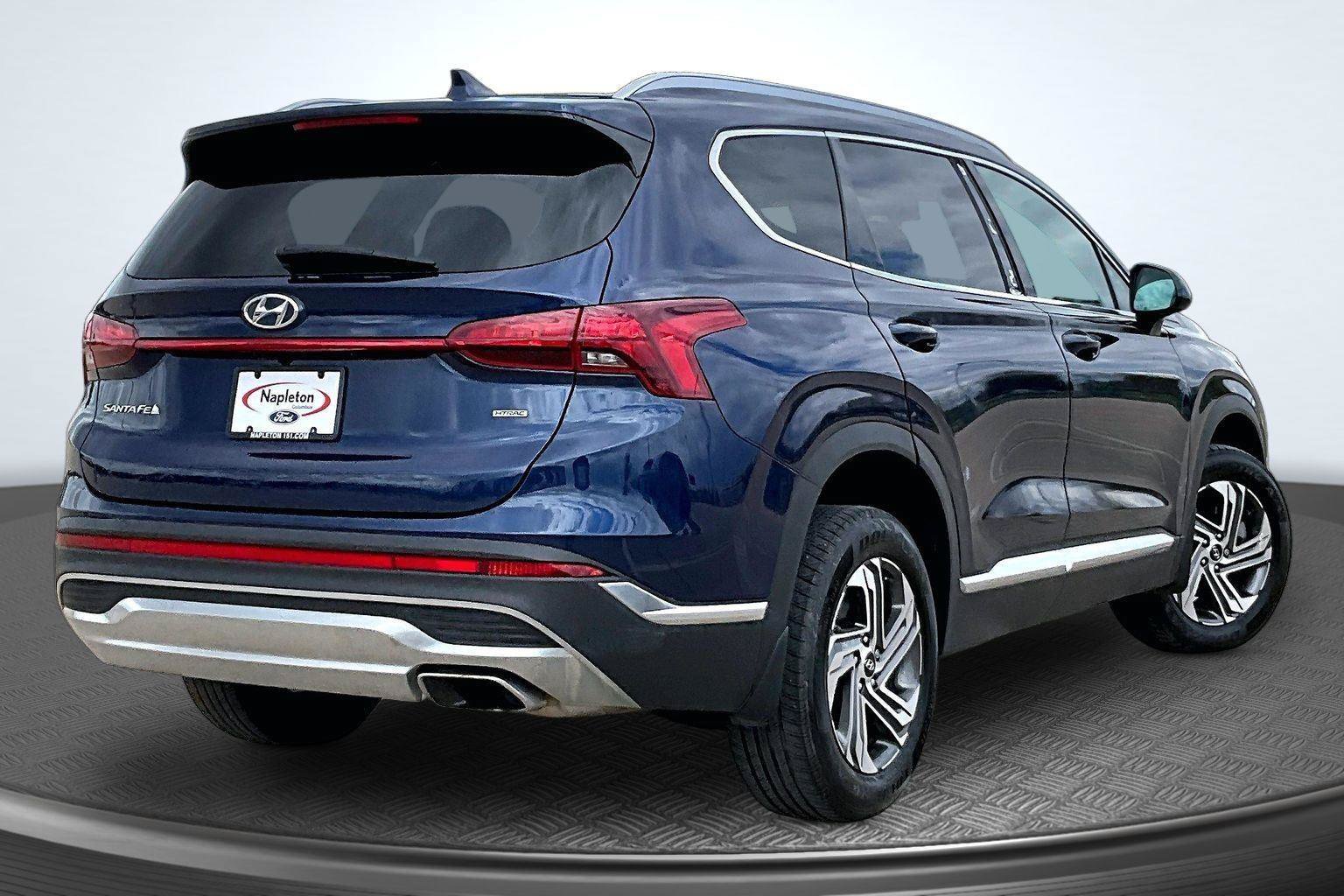 Used 2022 Hyundai Santa Fe SEL AWD/4WD image 2