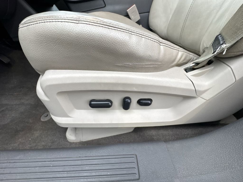 Used 2014 Ford Edge SEL w/ Equipment Group 205A image 14