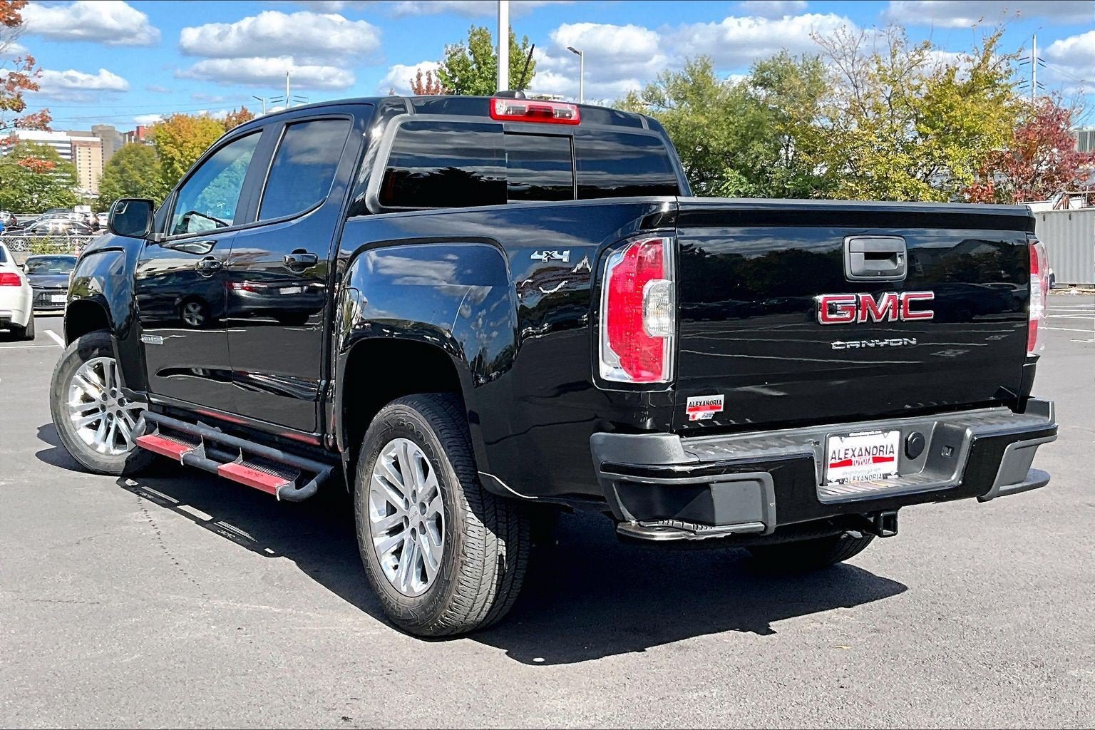 Used 2022 GMC Canyon Elevation w/ Trailering Package AWD/4WD image 10