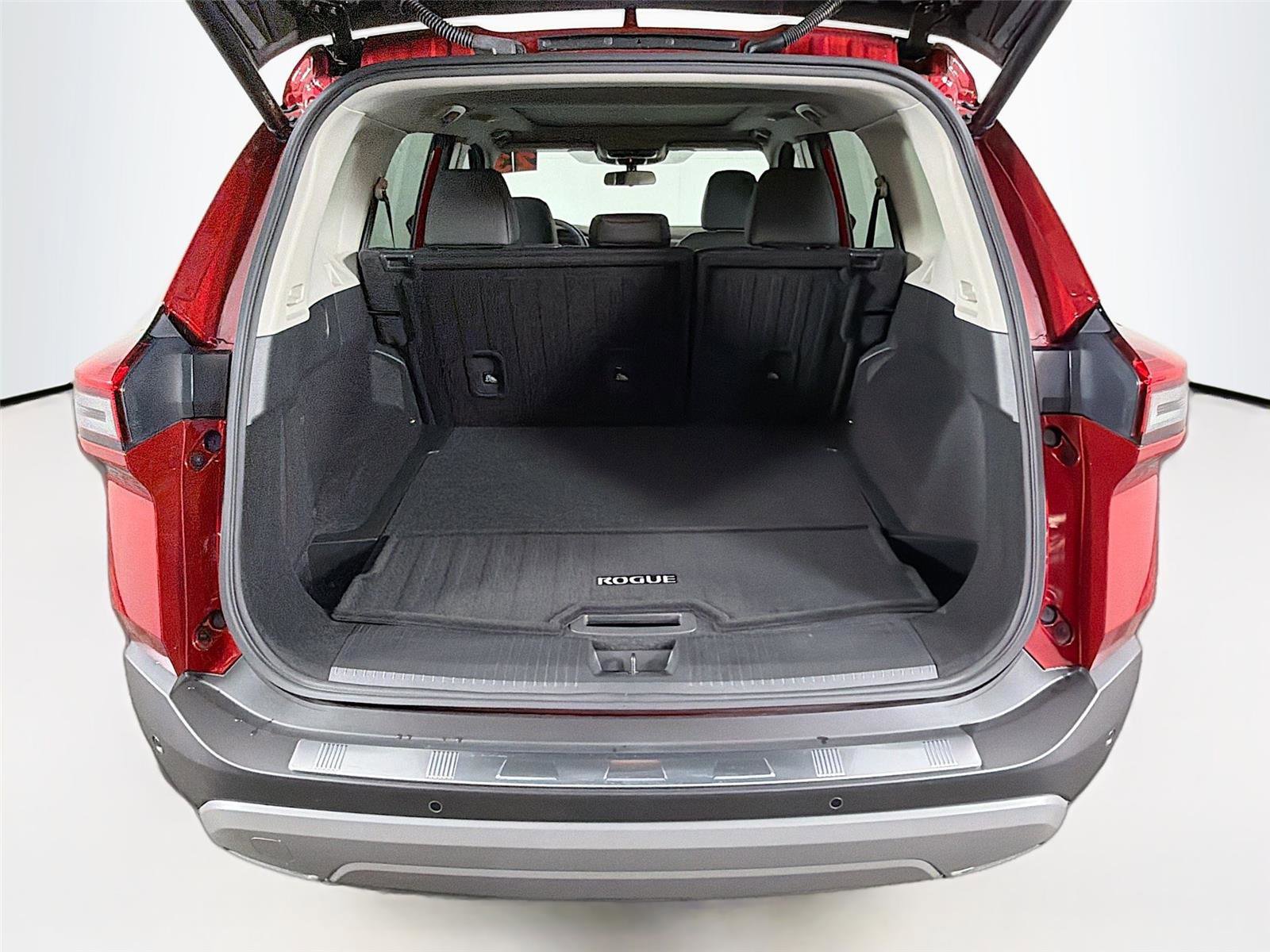 Used 2023 Nissan Rogue SV w/ SV Premium B Package AWD/4WD image 26