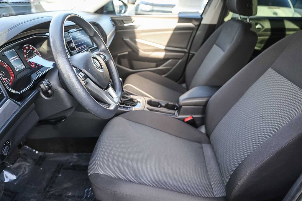 Used 2020 Volkswagen Jetta S image 22