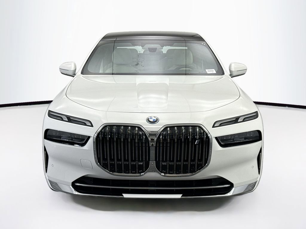 New 2026 BMW i7 xDrive60 RWD image 2