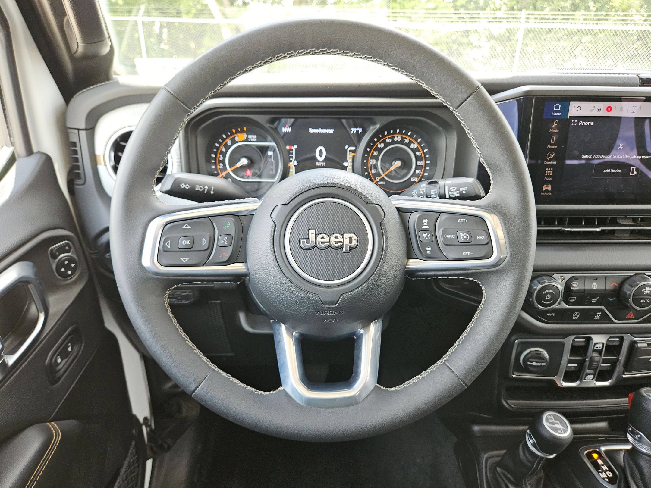 Used 2025 Jeep Wrangler Unlimited Sahara AWD/4WD image 20